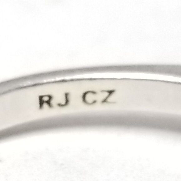 Vintage Sterling Silver CZ Solitaire Ring, Size 7 Band, Sparkly, RJ, Estate - Picture 4 of 9